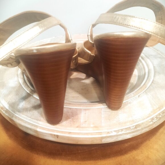 Women's Jack Rogers Platinum Wedge Sandals Size 11M msrp $122 - Picture 10 of 12